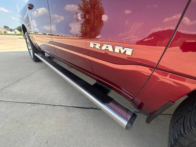 Used 2024 RAM 1500 Laramie AWD/4WD image 35