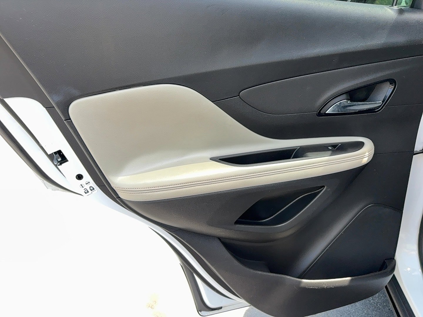 Used 2017 Buick Encore Preferred FWD image 10