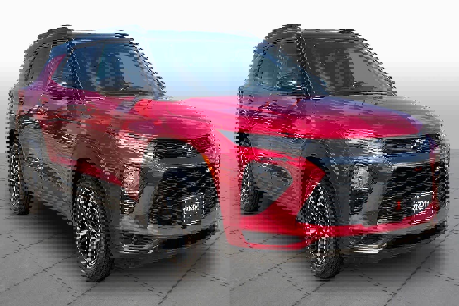 Used 2021 Chevrolet TrailBlazer RS w/ Technology Package FWD image 3