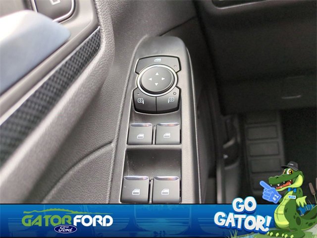 Used 2025 Ford Escape ST-Line image 24