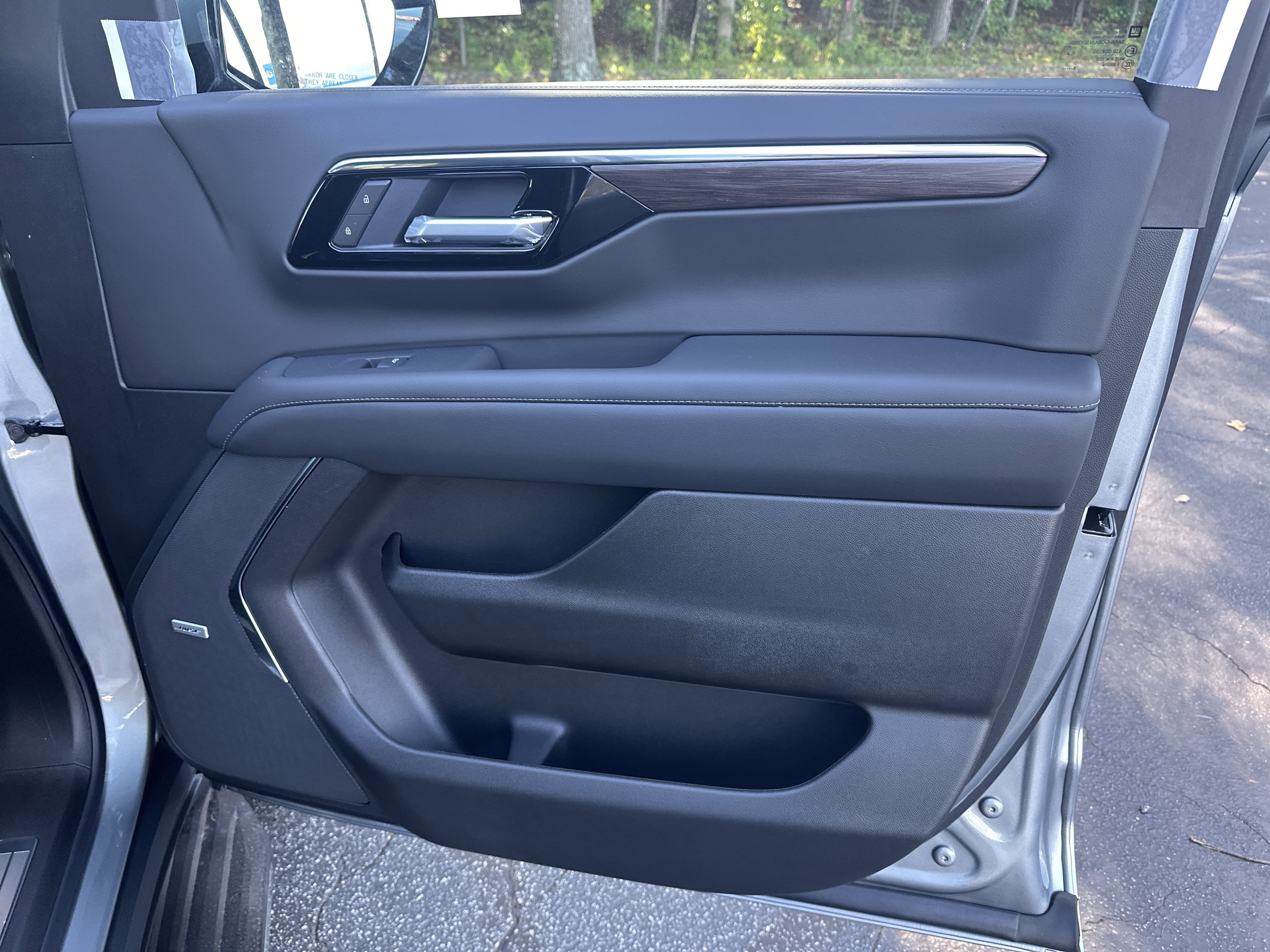 New 2026 Chevrolet Tahoe LT w/ Comfort Package image 14
