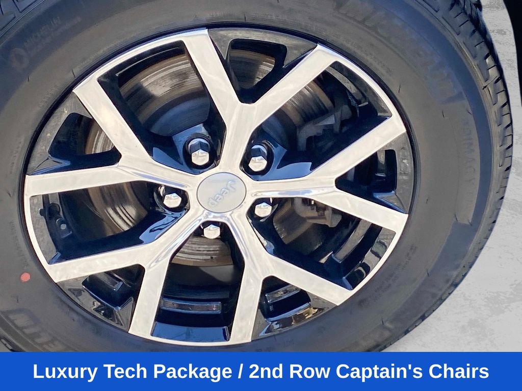 Certified 2025 Jeep Grand Cherokee L Limited w/ Luxury Tech Group II AWD/4WD image 38