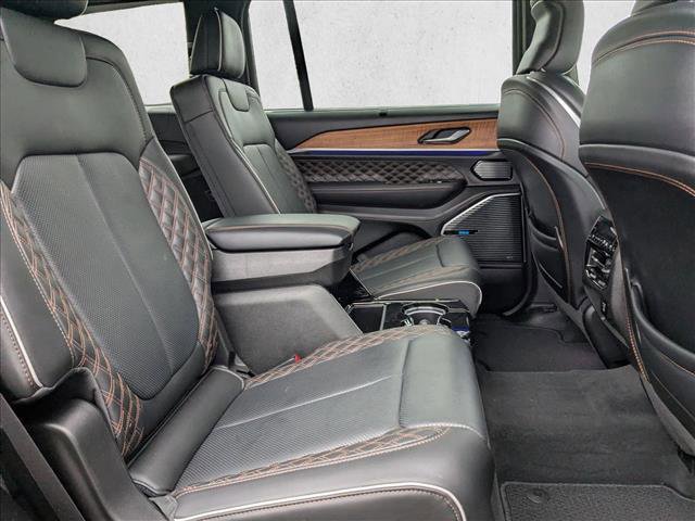 Used 2023 Jeep Grand Cherokee L Summit image 21