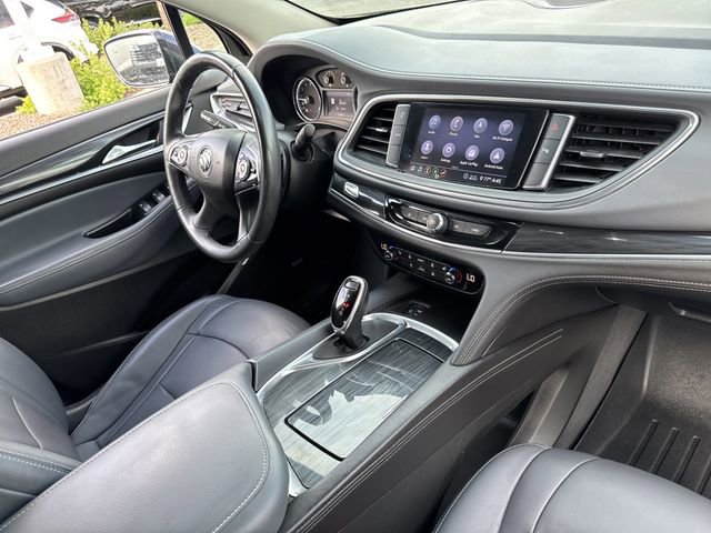 Used 2020 Buick Enclave Essence w/ Sound and Sites Package AWD/4WD image 30