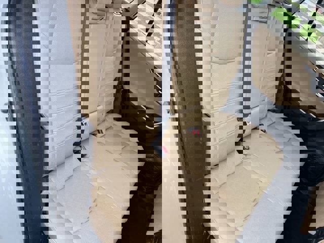 Used 2019 Toyota RAV4 Limited image 27