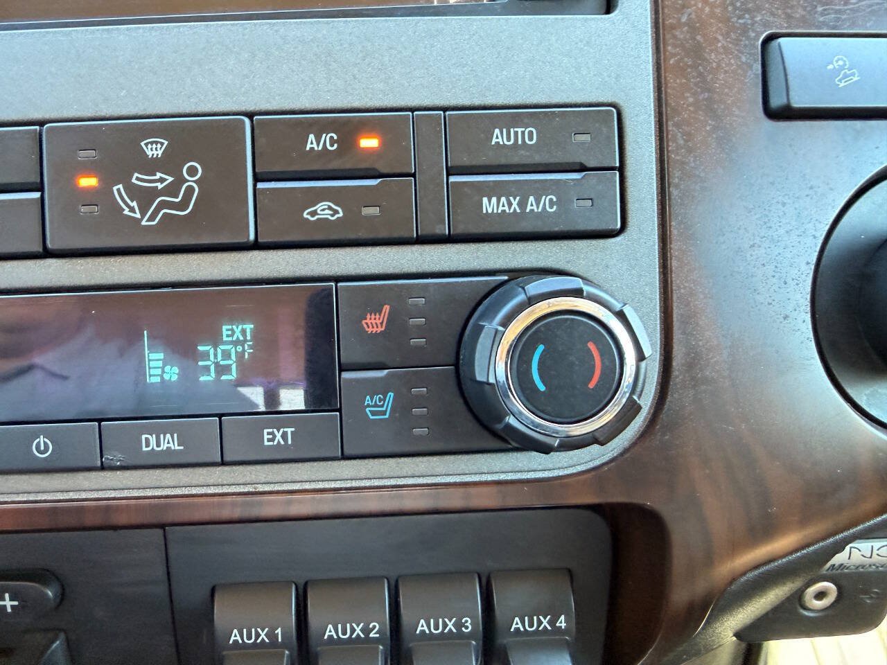Used 2012 Ford F350 Lariat w/ FX4 4X4 Off-Road Pkg image 42