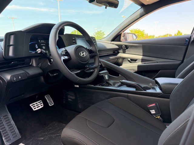 New 2026 Hyundai Elantra Sport FWD image 4