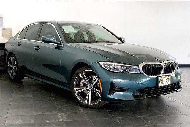 Used 2021 BMW 330i Sedan w/ Convenience Package RWD image 2
