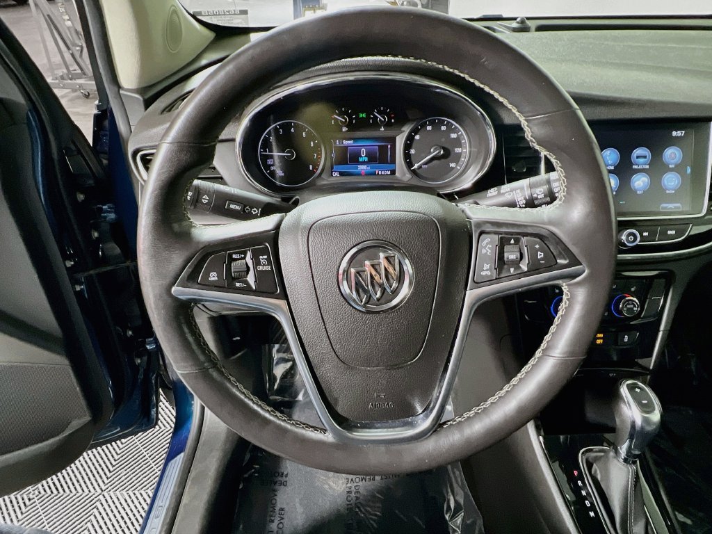 Used 2019 Buick Encore Essence w/ Experience Buick Package AWD/4WD image 10