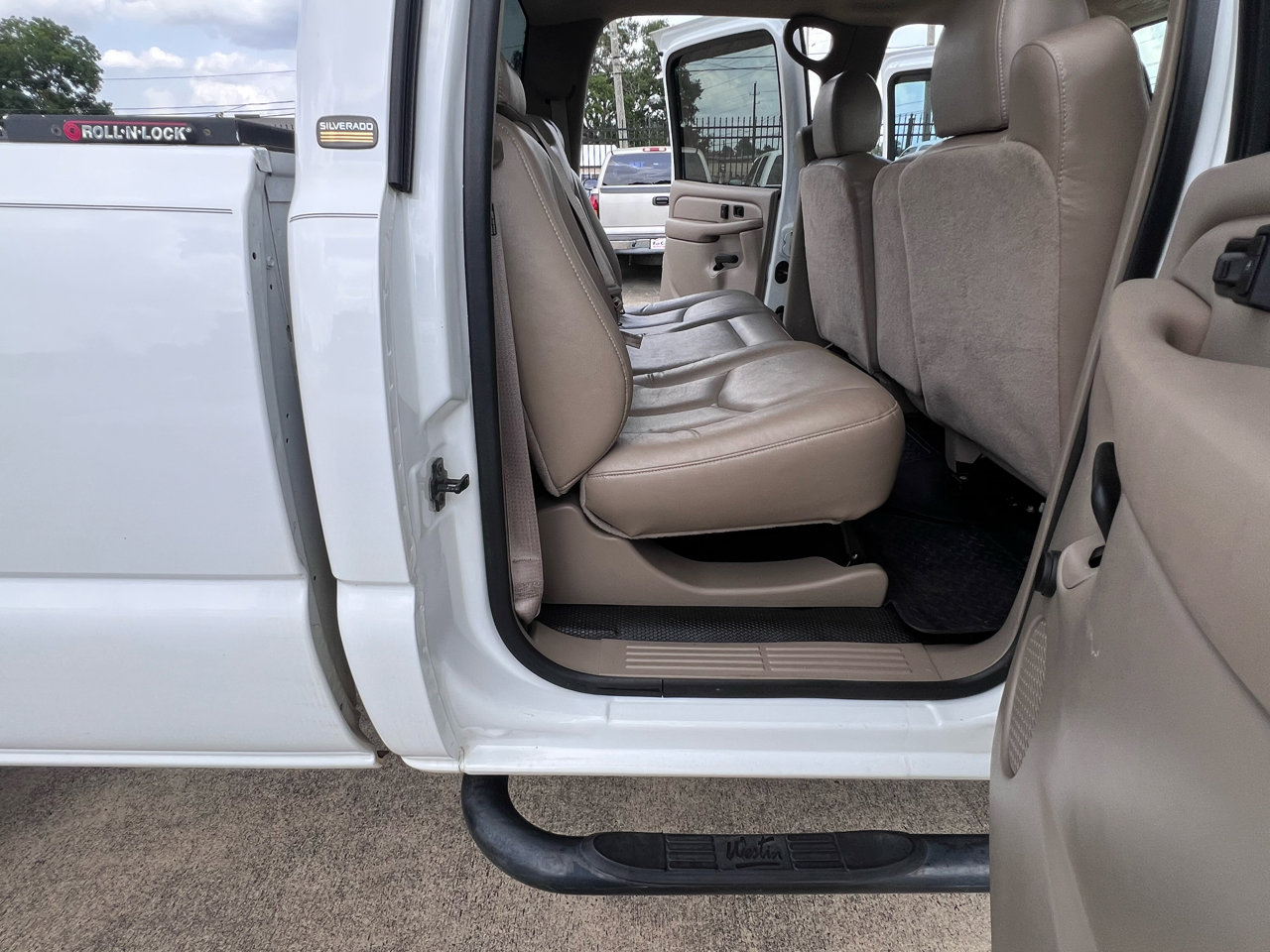 Used 2004 Chevrolet Silverado 2500 W/T image 76