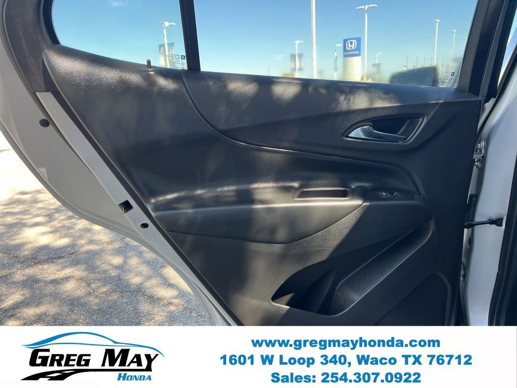 Used 2018 Chevrolet Equinox LT FWD image 17