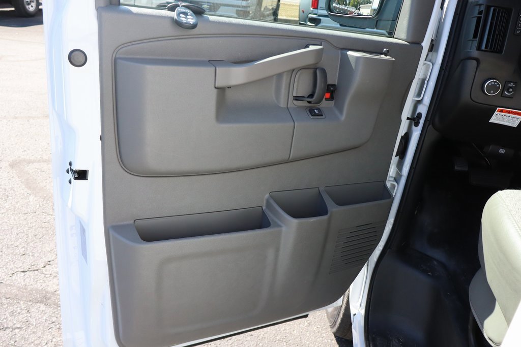 New 2025 Chevrolet Express 3500 w/ Power Convenience Package image 23