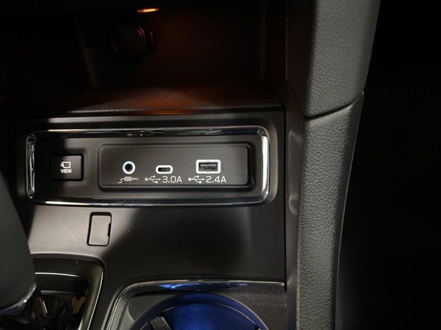 Certified 2025 Subaru Ascent Bronze Edition w/ Onyx Package image 33