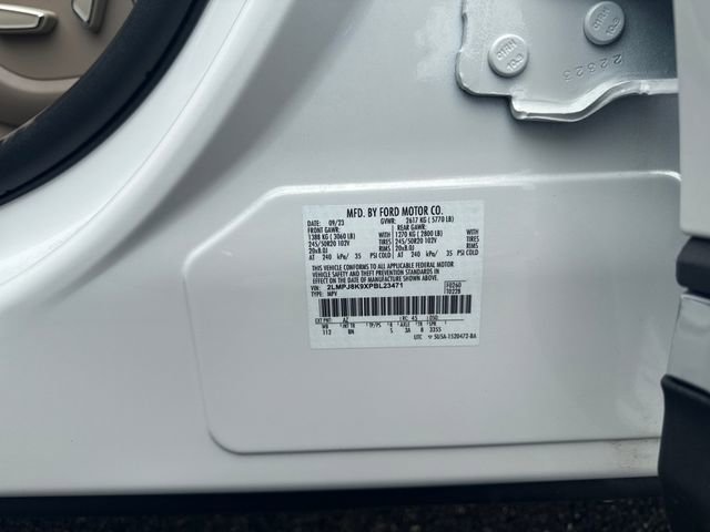 Certified 2023 Lincoln Nautilus Reserve AWD/4WD image 35