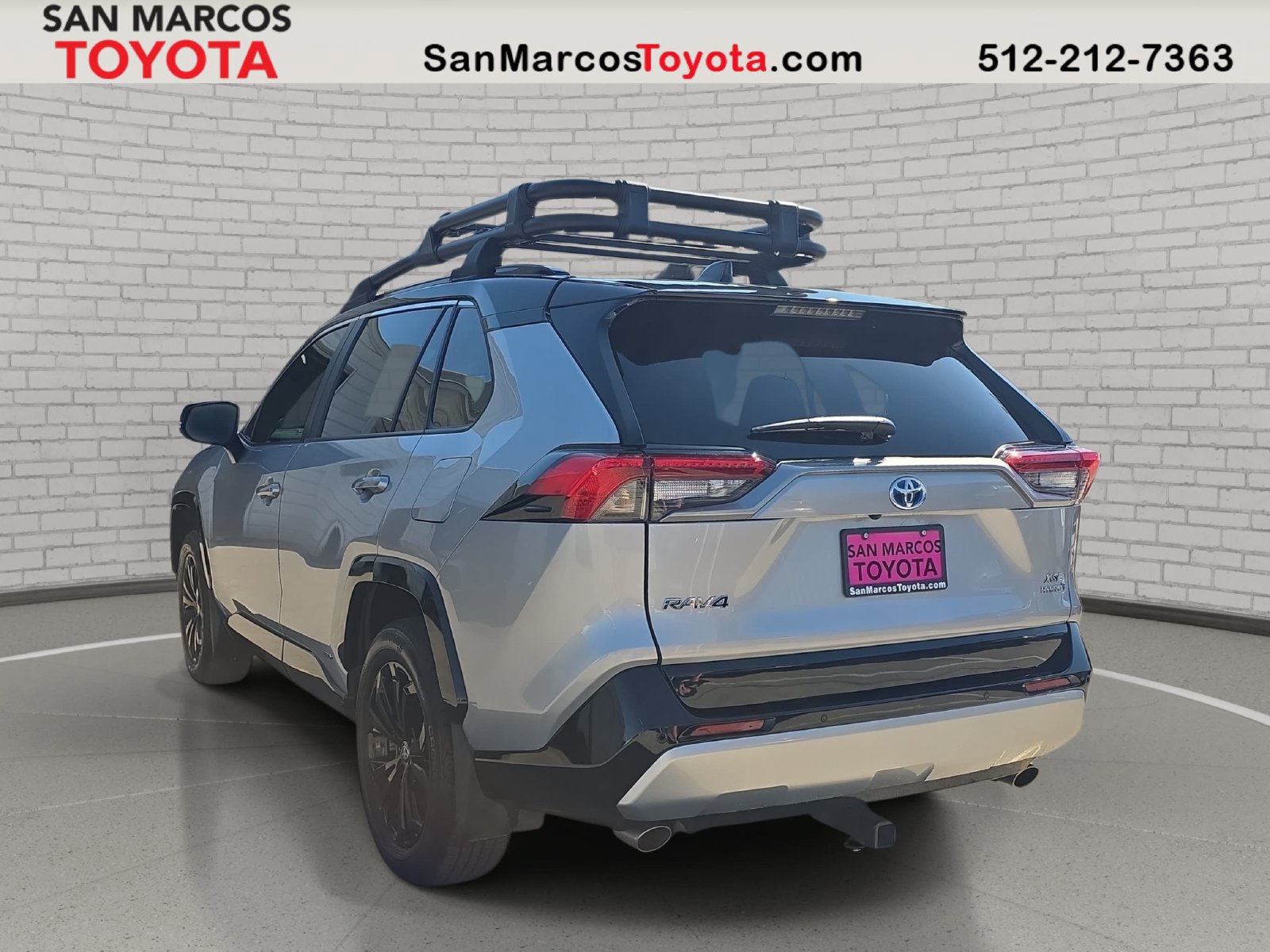 Used 2024 Toyota RAV4 XSE AWD/4WD image 8