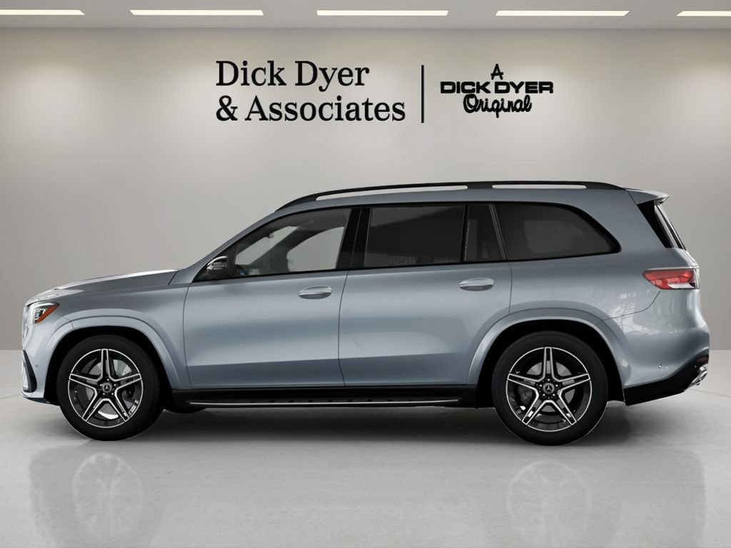 Used 2025 Mercedes-Benz GLS 450 4MATIC image 24