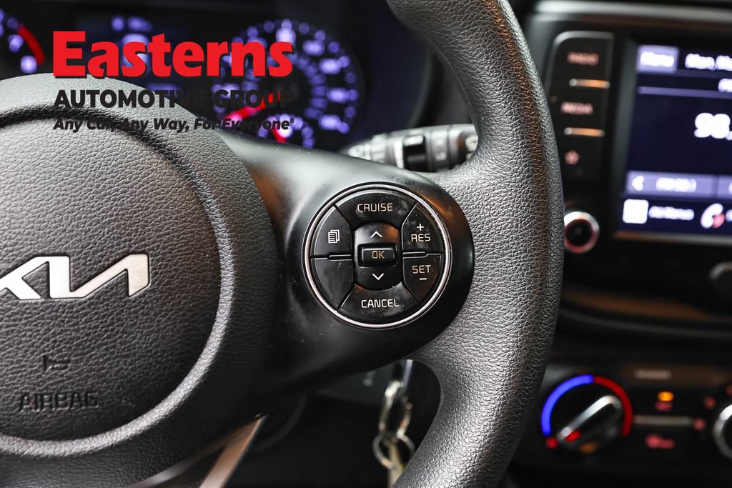 Used 2022 Kia Soul LX w/ Technology Package FWD image 18