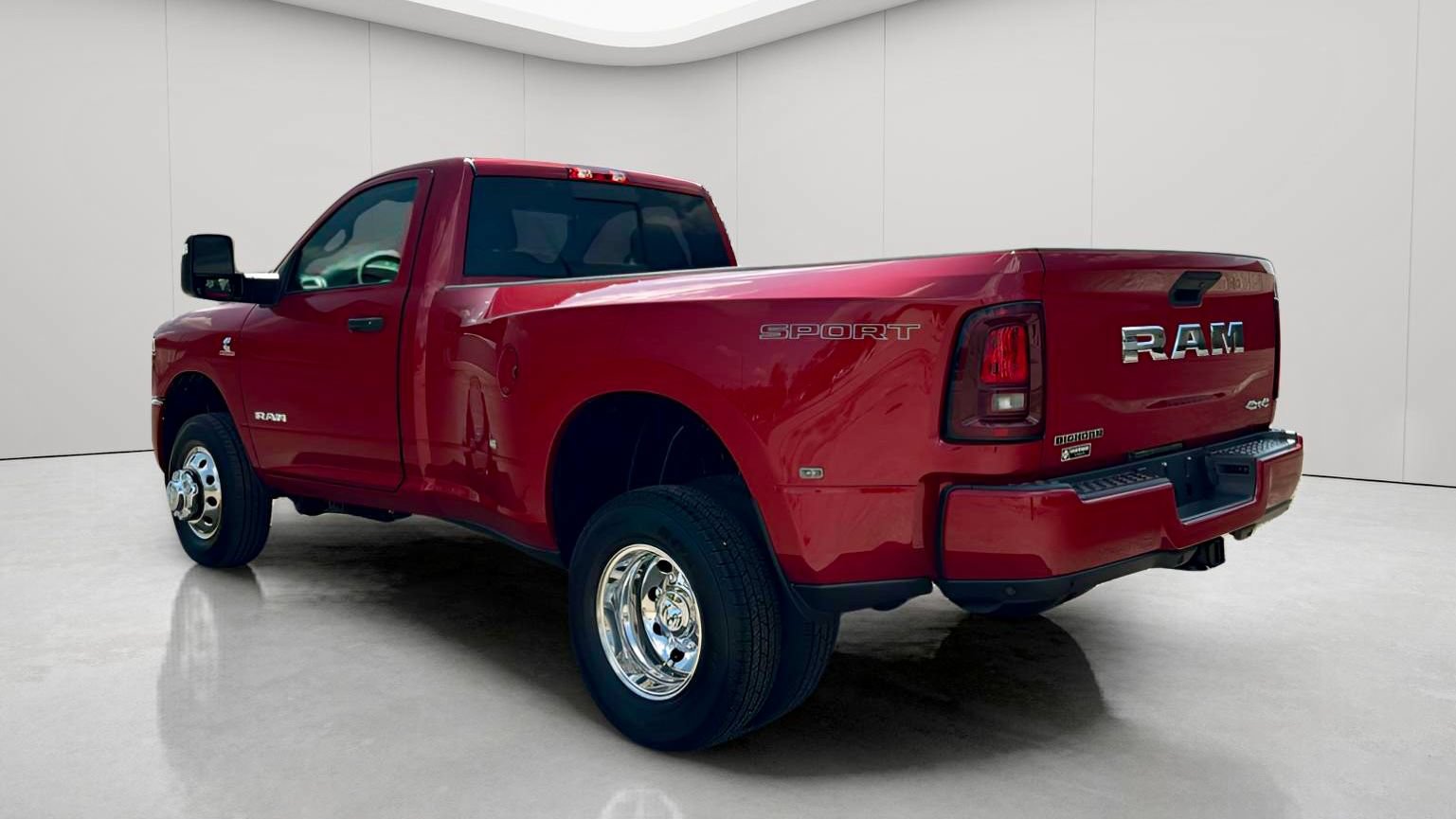 New 2027 RAM 3500 Big Horn AWD/4WD image 8