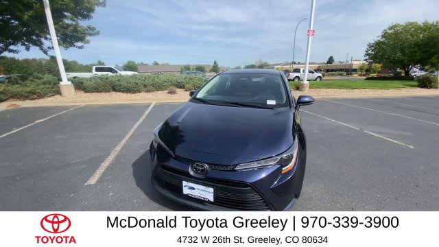 Used 2025 Toyota Corolla LE FWD image 3