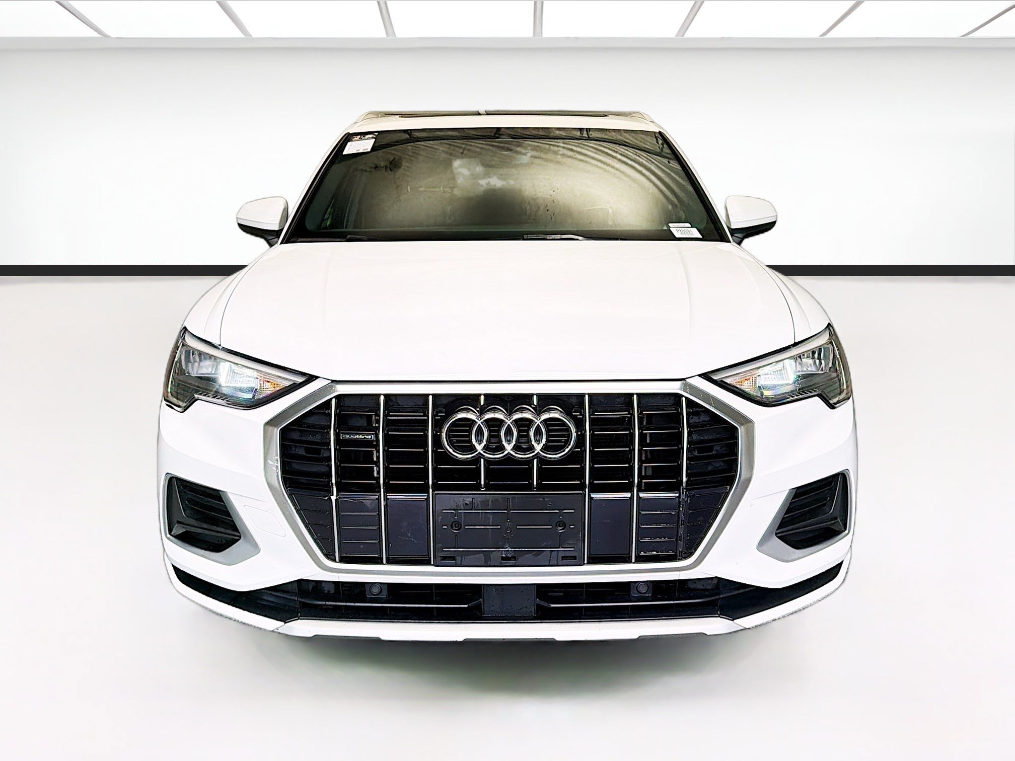 Used 2021 Audi Q3 2.0T Premium AWD/4WD image 2