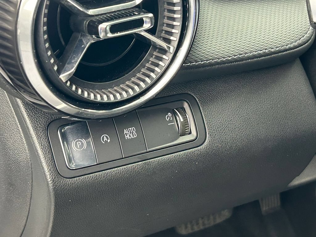 Used 2025 Chevrolet Equinox LT FWD image 43