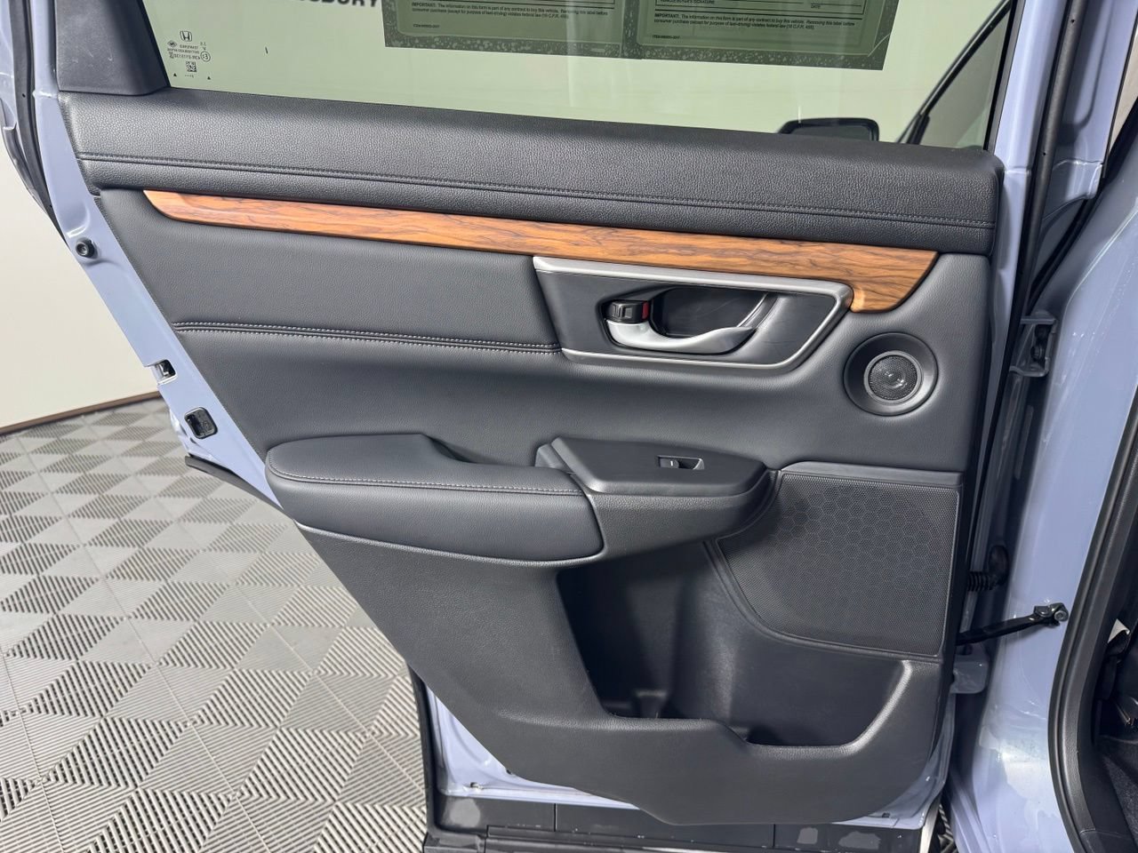 Used 2022 Honda CR-V Touring image 31