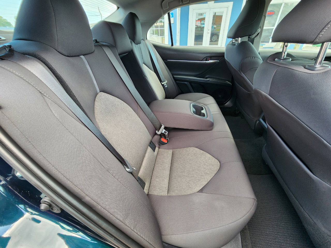 Used 2021 Toyota Camry LE image 13