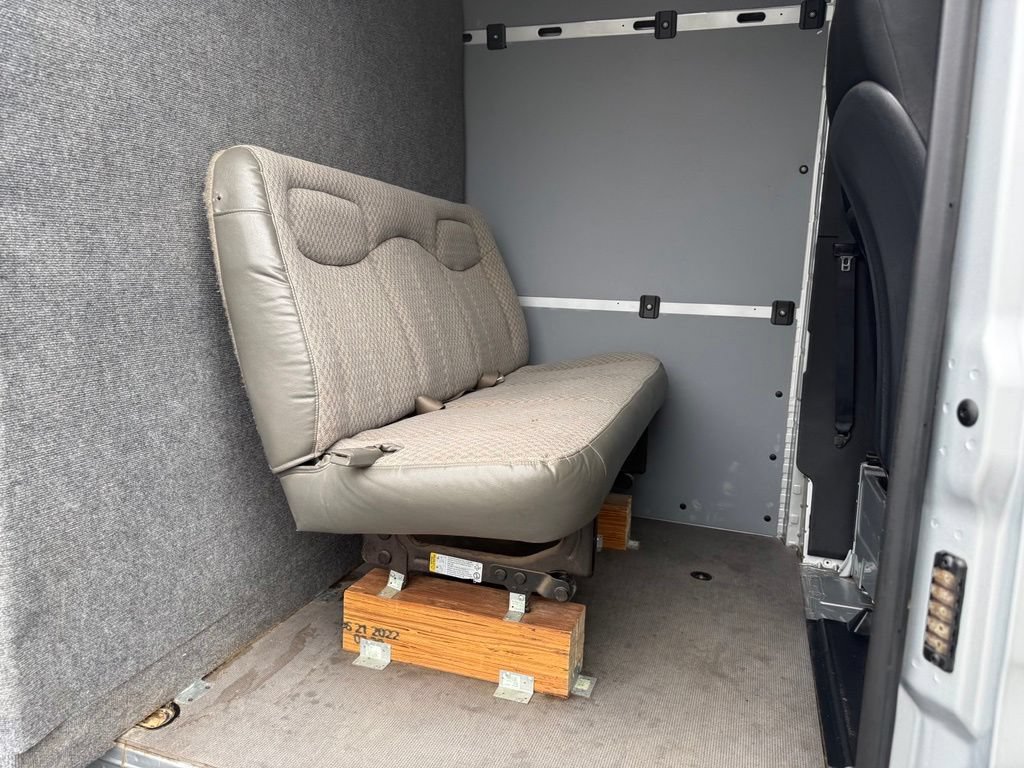 Used 2021 Mercedes-Benz Sprinter 2500 image 13