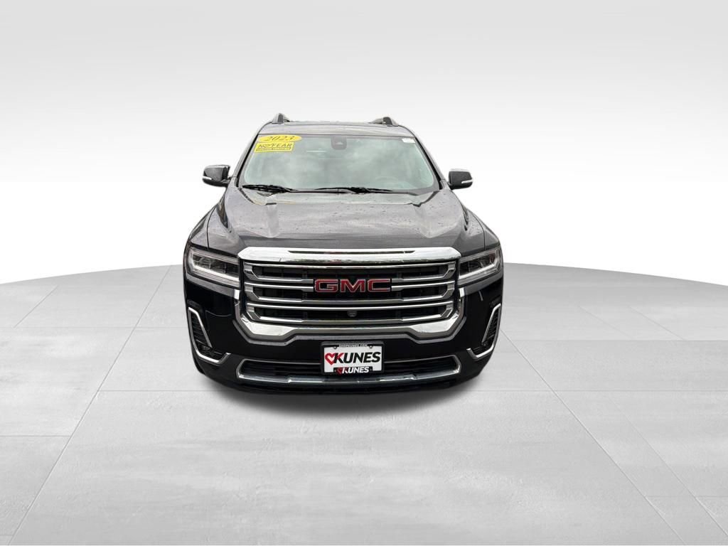 Used 2023 GMC Acadia SLT w/ GMC Pro Grade Package AWD/4WD image 4