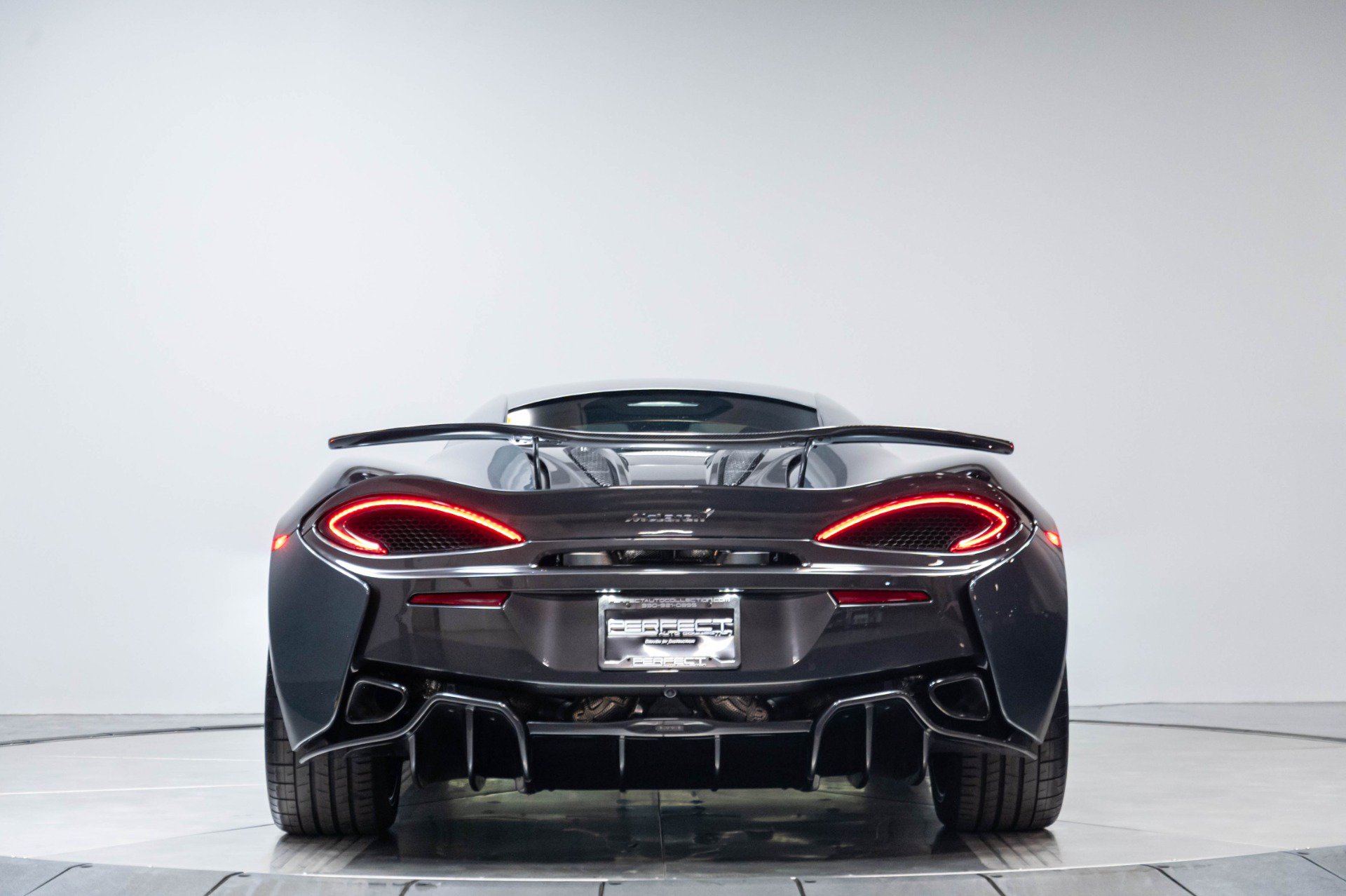 Used 2019 McLaren 570S Coupe RWD image 61