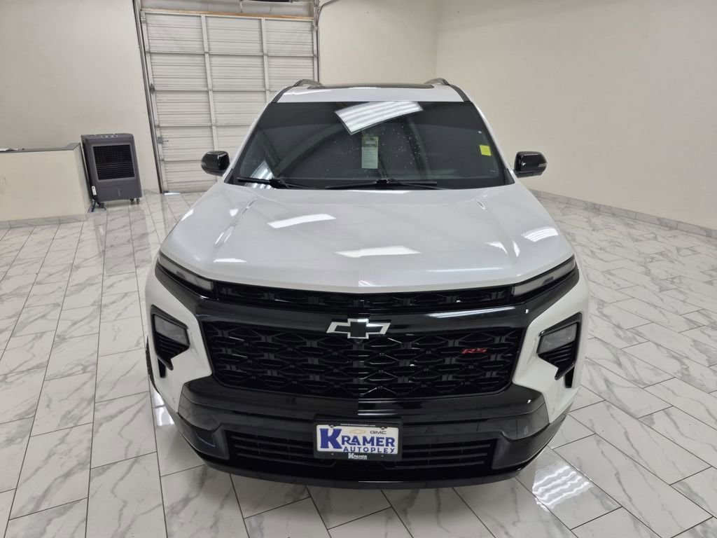 Used 2024 Chevrolet Traverse RS image 32
