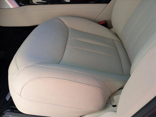 New 2026 Land Rover Range Rover Autobiography image 4