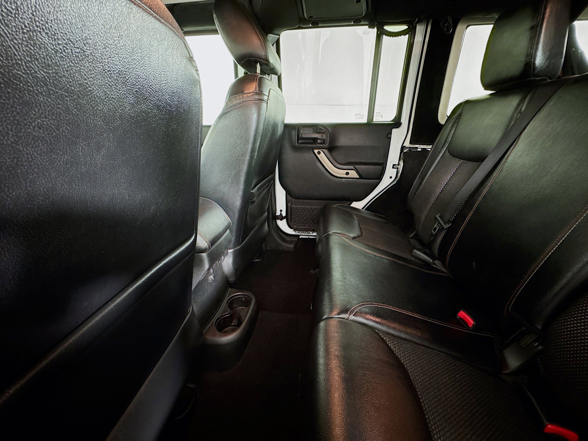 Used 2017 Jeep Wrangler 75th Anniversary image 22