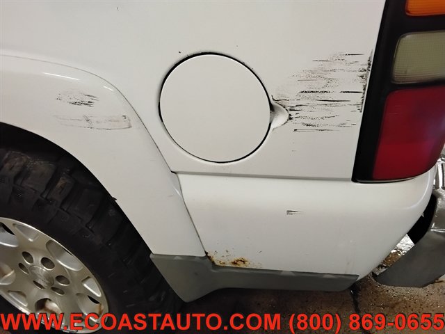 Used 2004 Chevrolet Tahoe Z71 w/ Z71 Preferred Equipment Group AWD/4WD image 18