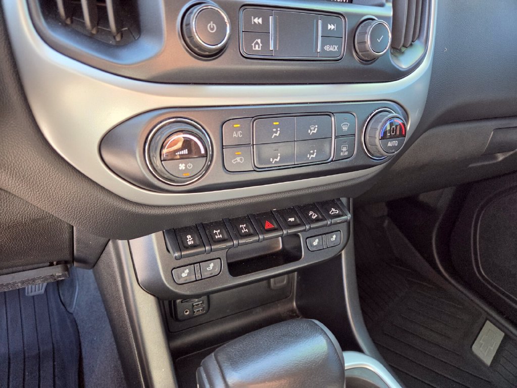Used 2021 Chevrolet Colorado ZR2 w/ ZR2 Dusk Special Edition AWD/4WD image 25