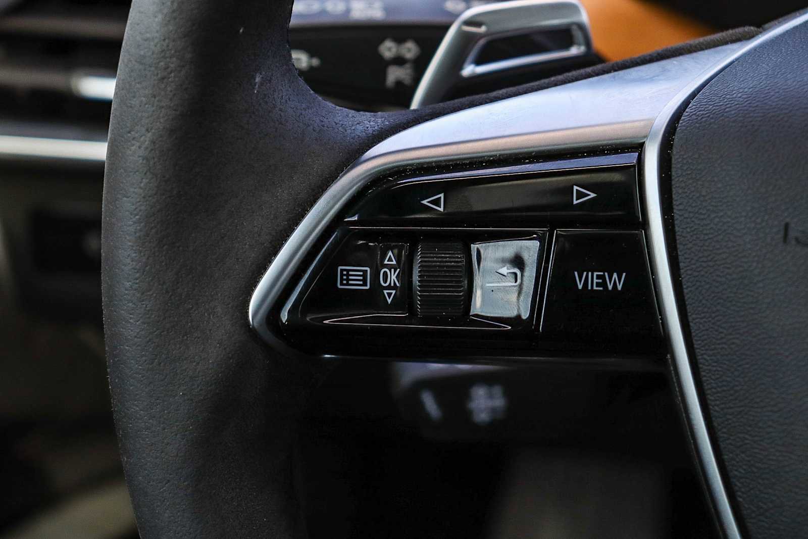 Used 2022 Audi e-tron GT Premium Plus image 19