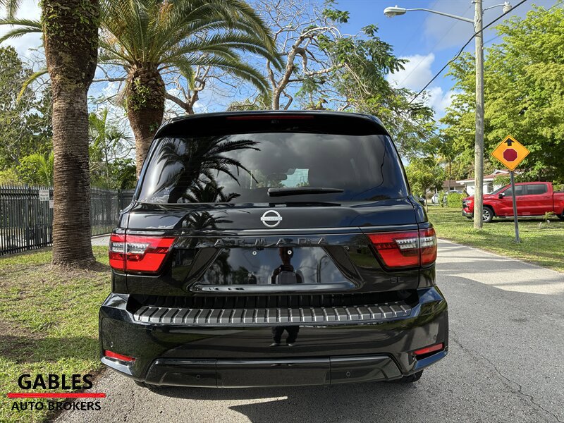 Used 2024 Nissan Armada SL w/ Midnight Edition Package AWD/4WD image 6