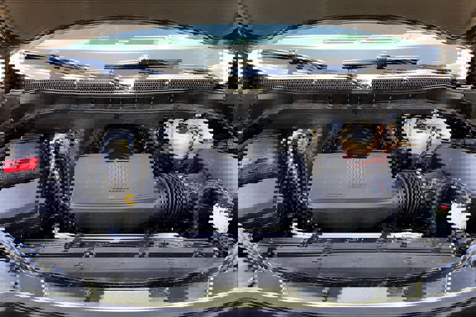 Used 2025 Chevrolet Tahoe Z71 image 32