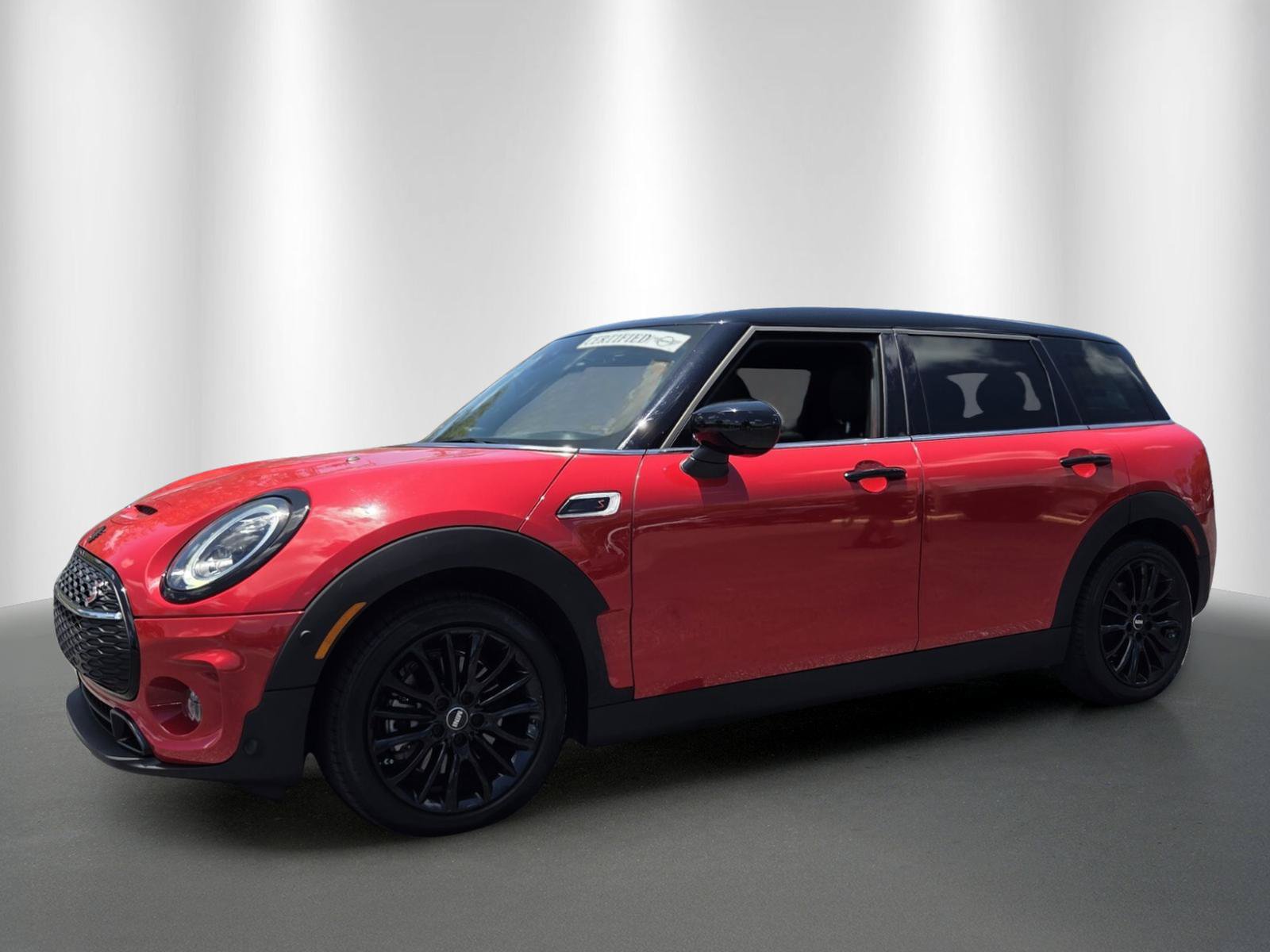 Certified 2024 MINI Cooper Clubman S FWD image 3