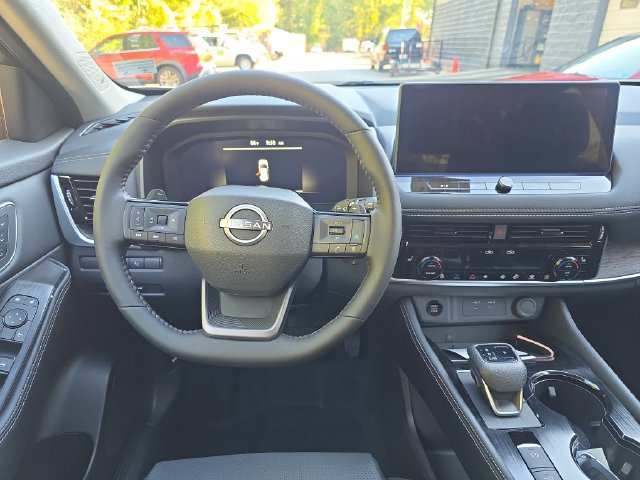 New 2026 Nissan Rogue Platinum w/ Platinum Premium Package AWD/4WD image 15