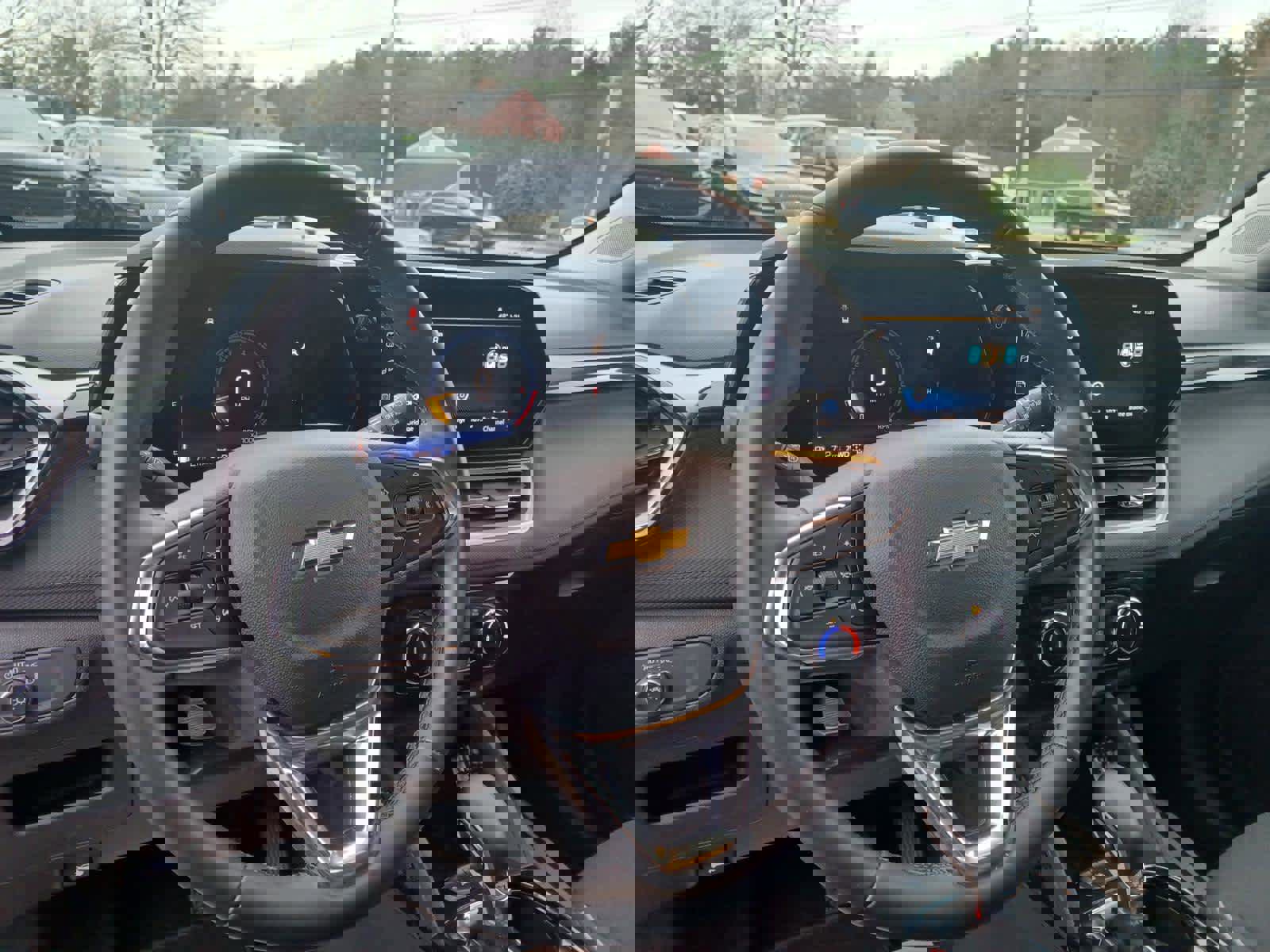 Used 2024 Chevrolet TrailBlazer LT w/ LT Cold Weather Package image 9