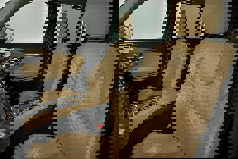 Used 2016 Volvo XC90 T8 Inscription image 19