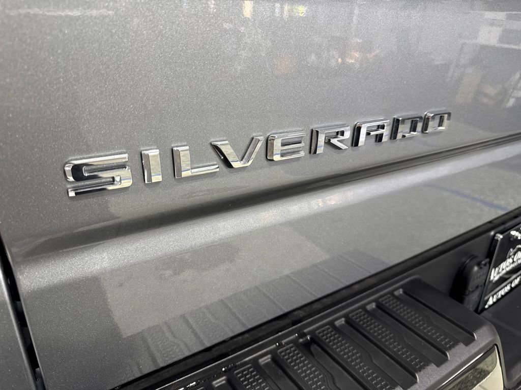Used 2025 Chevrolet Silverado 1500 LT Trail Boss w/ Convenience Package II image 23