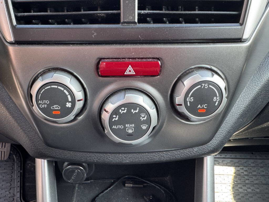 Used 2012 Subaru Forester 2.5X Limited image 18