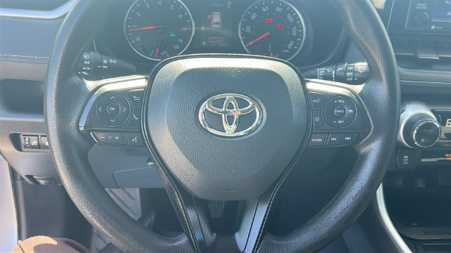 Used 2020 Toyota RAV4 XLE w/ All Weather Liner Package AWD/4WD image 19