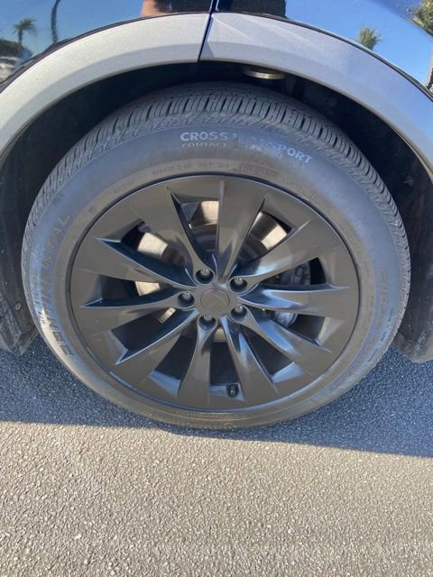 Used 2017 Tesla Model X 75D AWD/4WD image 5