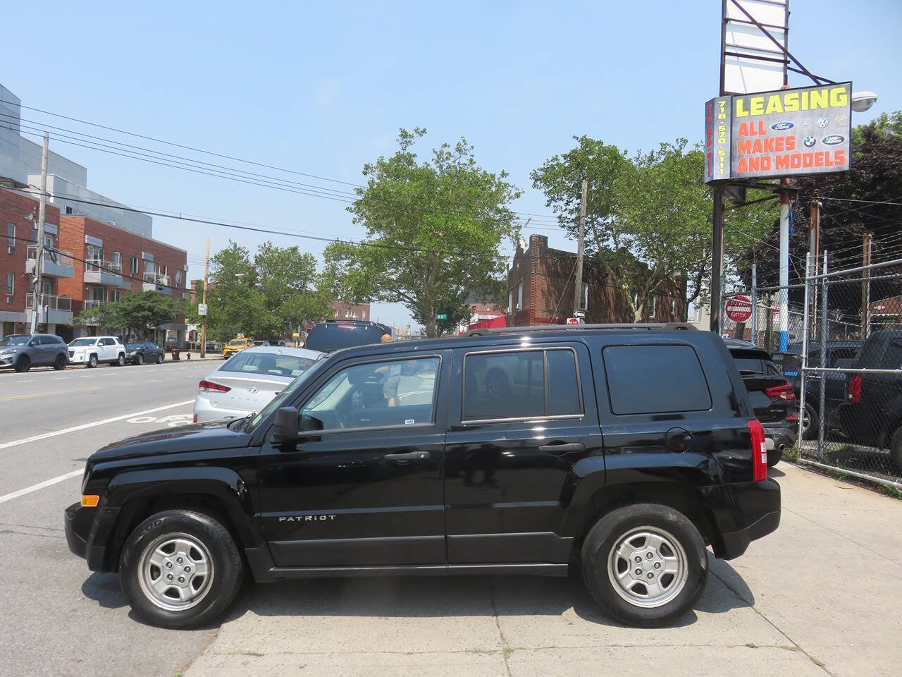 Used 2015 Jeep Patriot Sport FWD image 7
