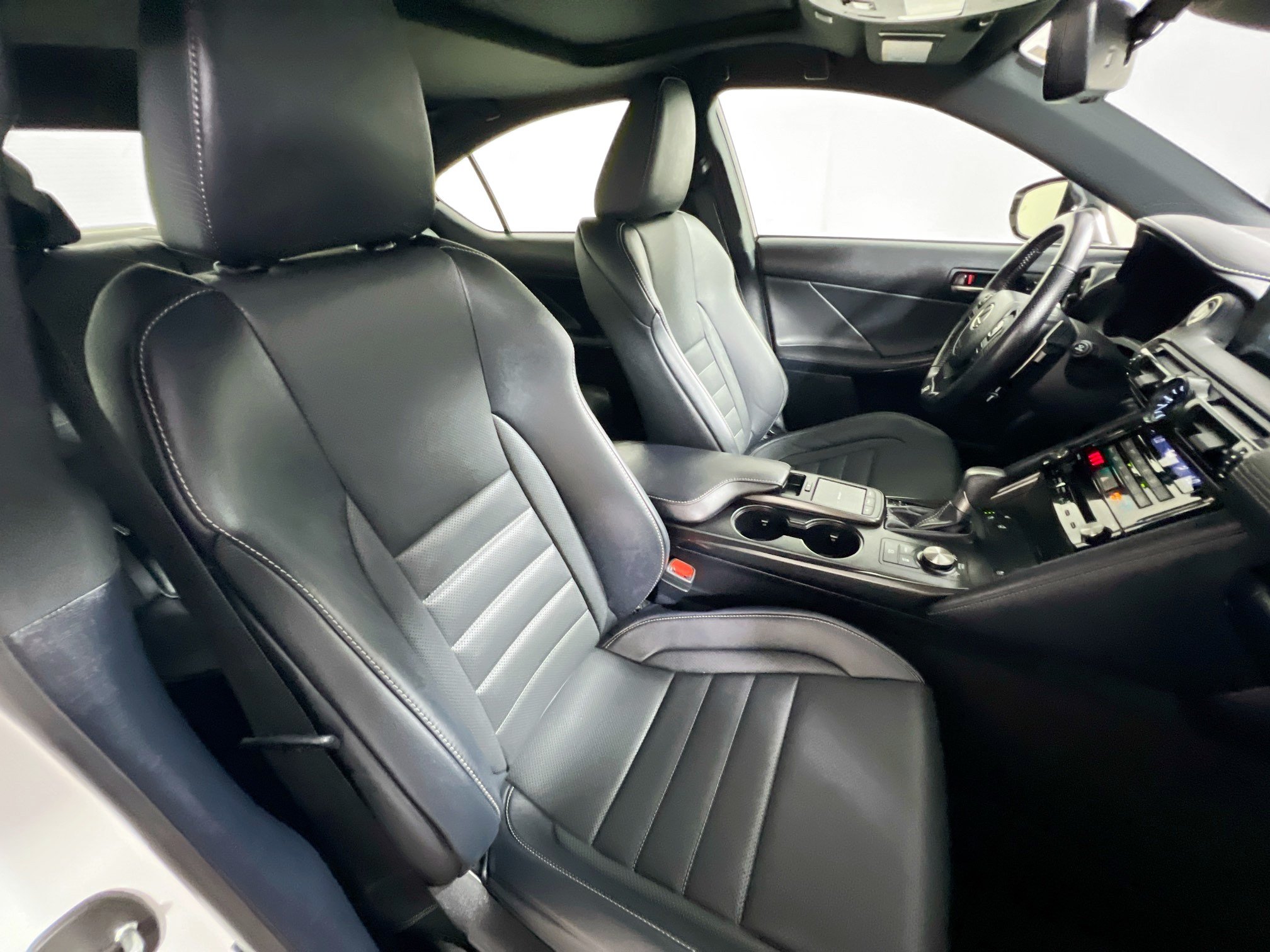 Used 2023 Lexus IS 350 F Sport w/ Memory Package RWD image 31