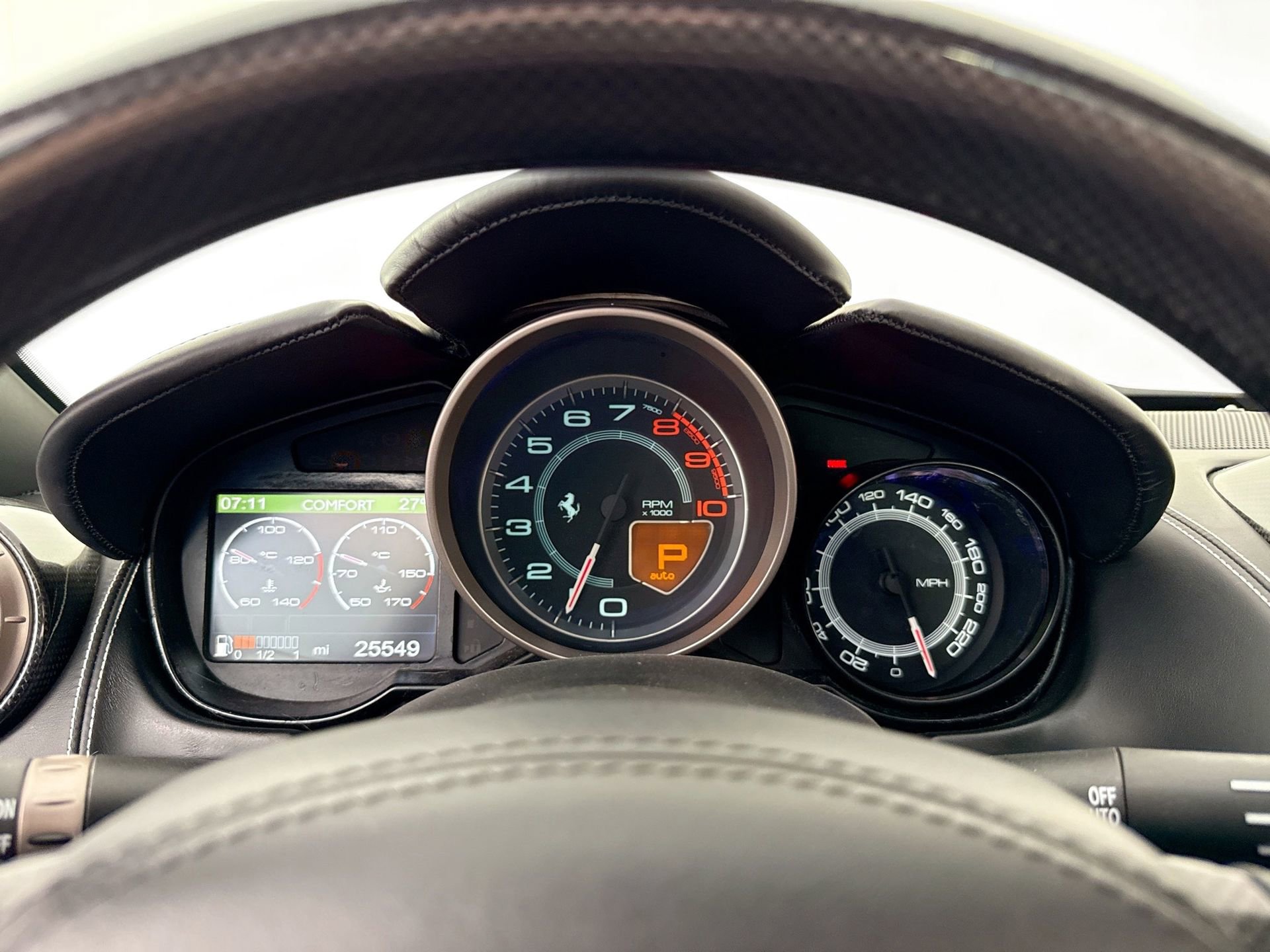 Used 2010 Ferrari California RWD image 11