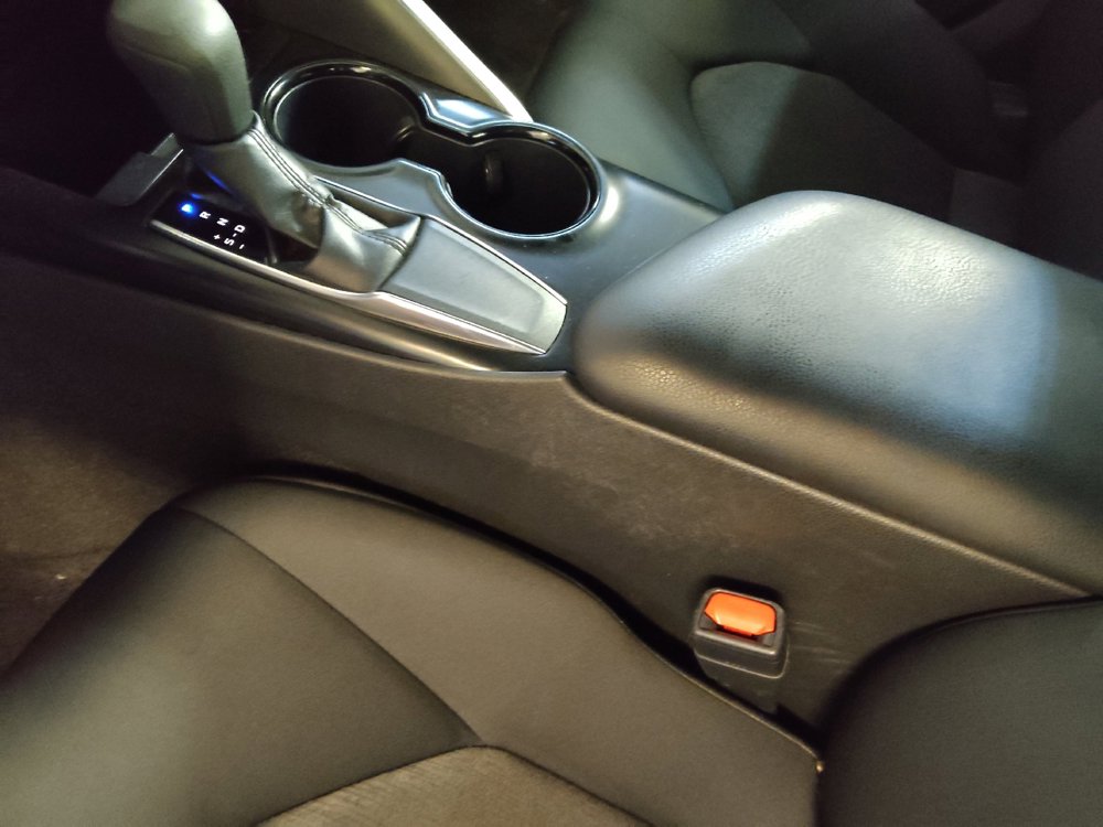 Used 2019 Toyota Camry LE image 26